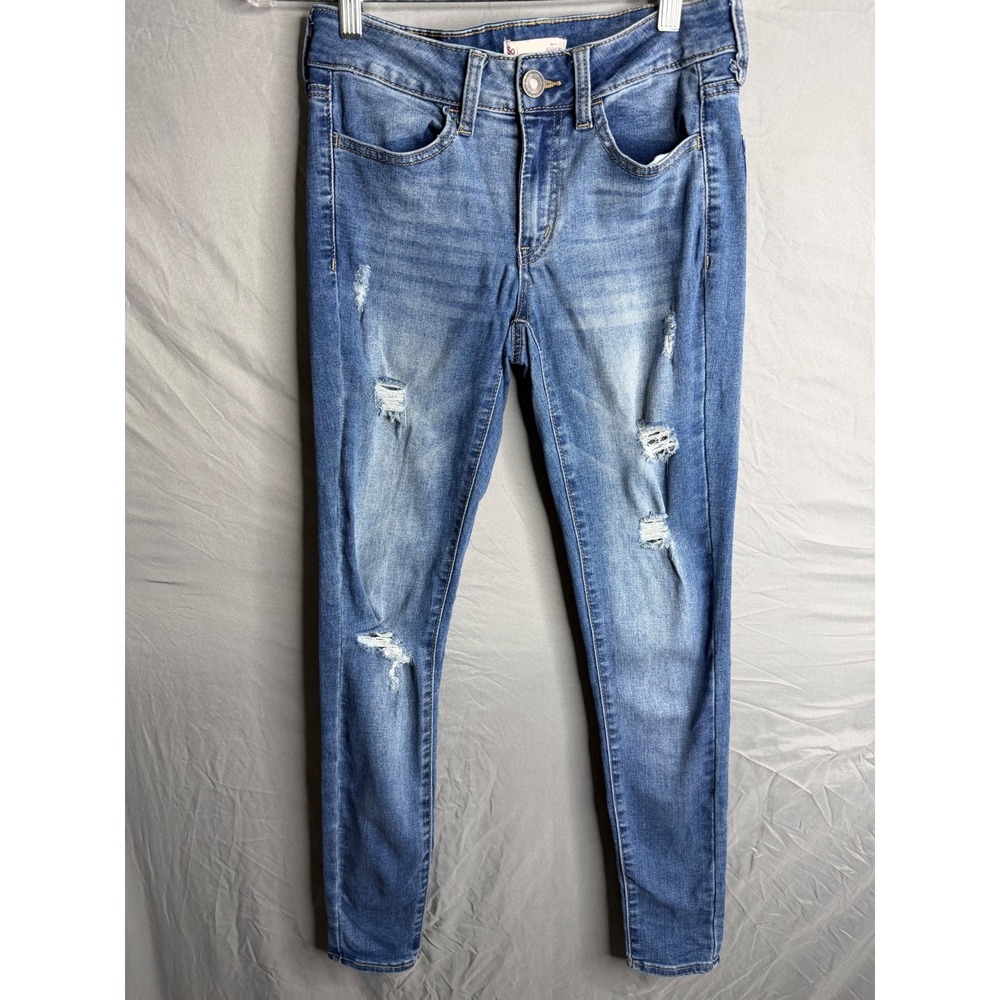 SO Low Rise Jegging Distressed Medium Wash Skinny Jeans Size 3/26W